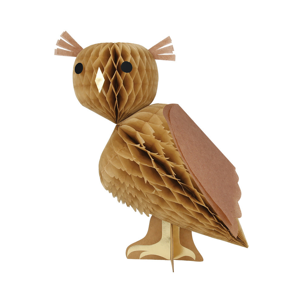 Fliegende Eulen aus Wabenpapier