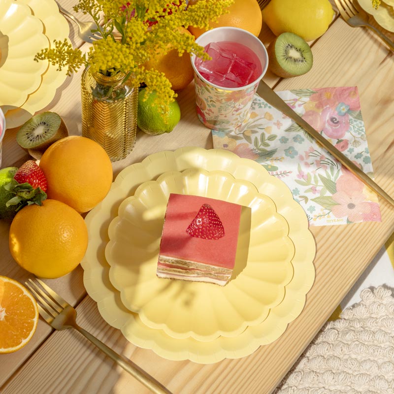 Blumen Party Teller / Pastell Gelb / Klein (6 Stück) – Printfetti