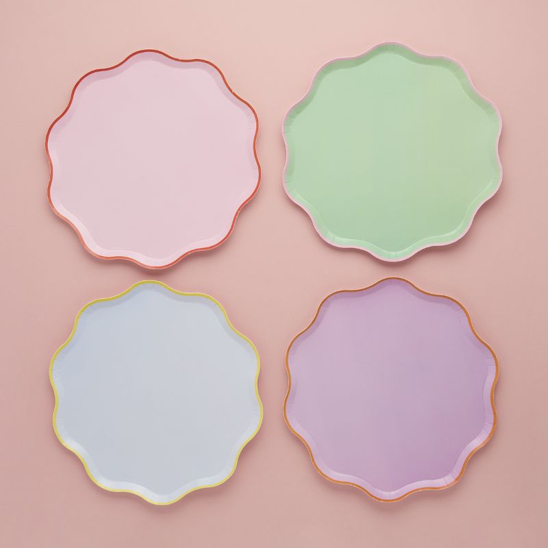 Pastell Party Teller Mix / Wellenrand (8 Stück) – Printfetti