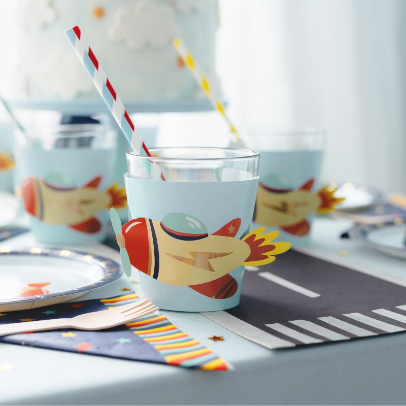 Flugzeug Becher Banderolen