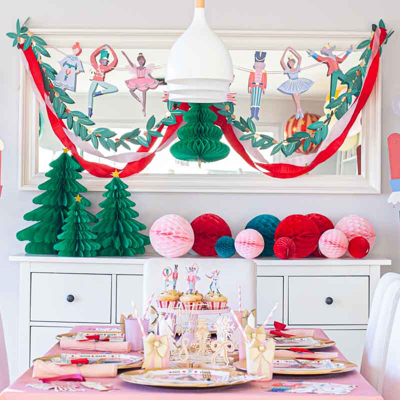 Nussknacker & Ballerina Girlande