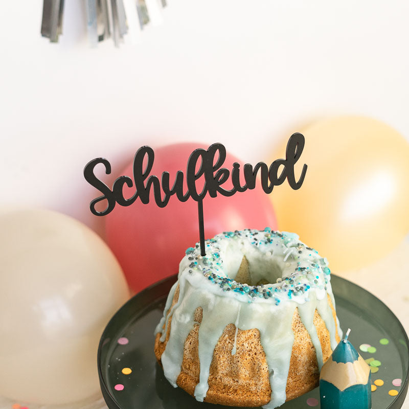 Schulkind Cake Topper Schriftzug Schwarz