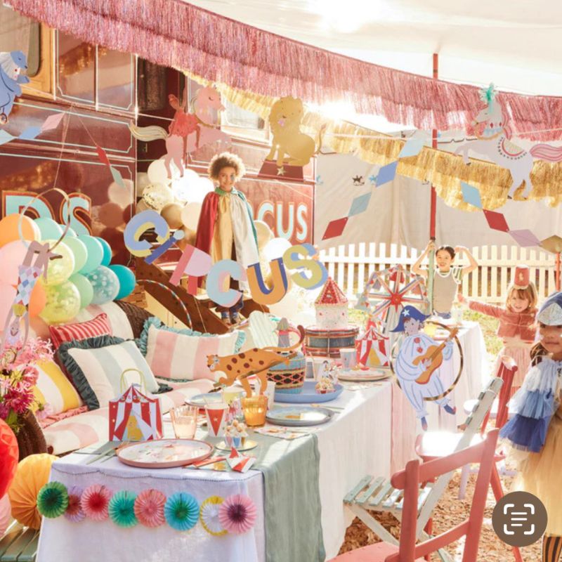 zelt deko geburtstag Zirkus Zelt Geschenk Tüten (8 Stück) – Printfetti